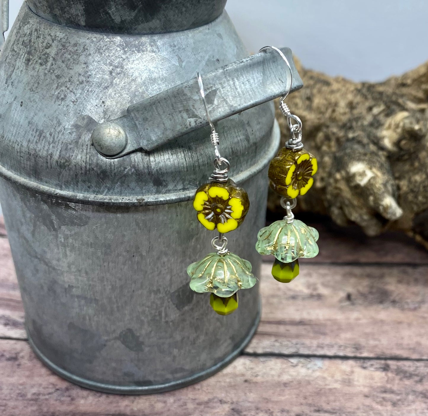 Handcrafted mushroom earrings. Item #s1123-e06