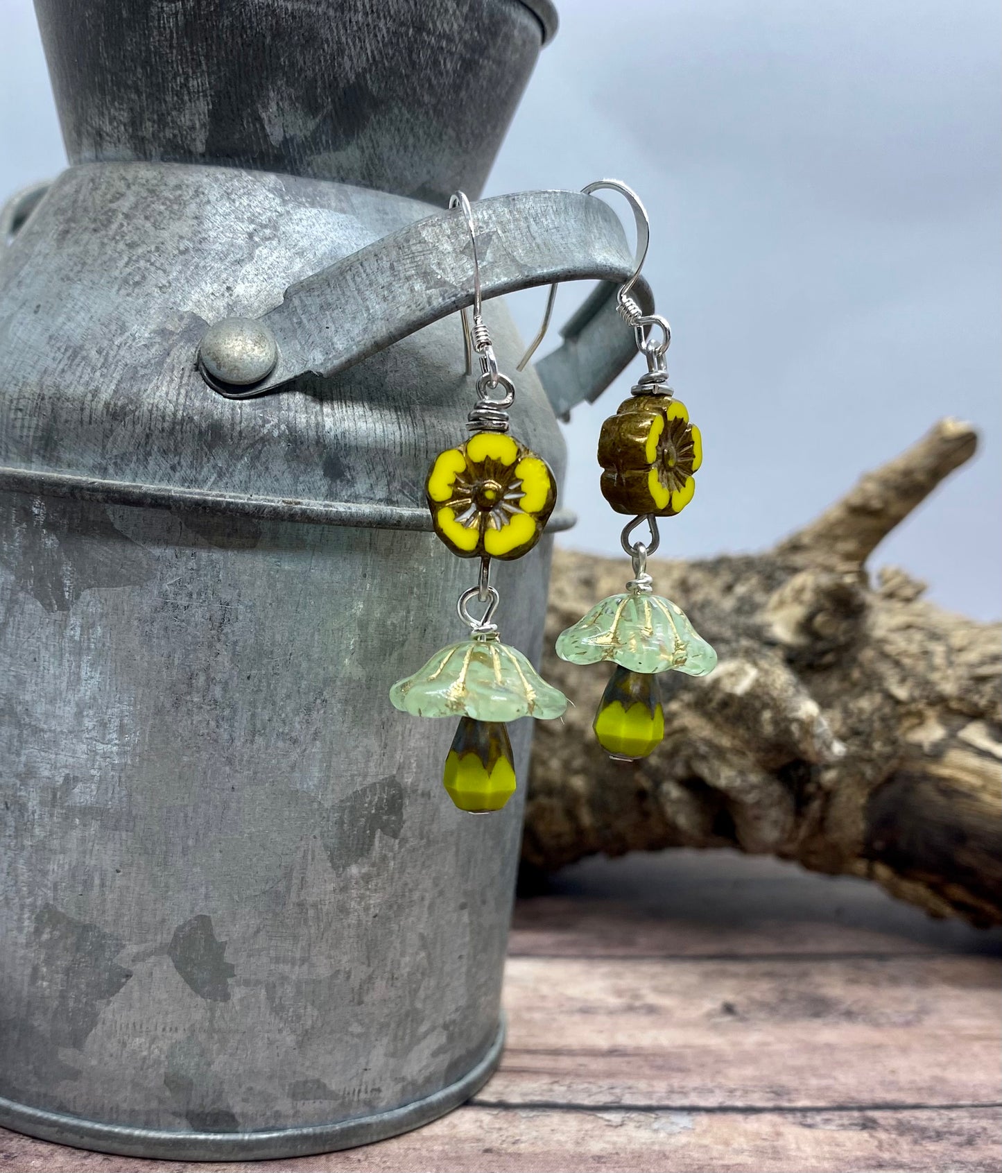 Handcrafted mushroom earrings. Item #s1123-e06
