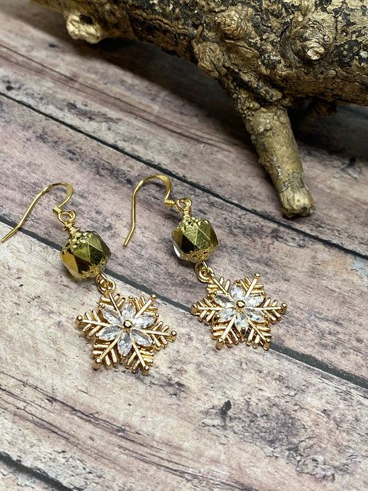 Golden crystal snowflakes. Item #s1123-e12